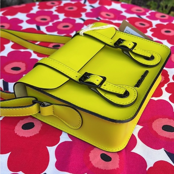 💥 New Dr. Martens Yellow 7 Inch Crossbody Satchel Bag 💥 - Picture 3 of 14